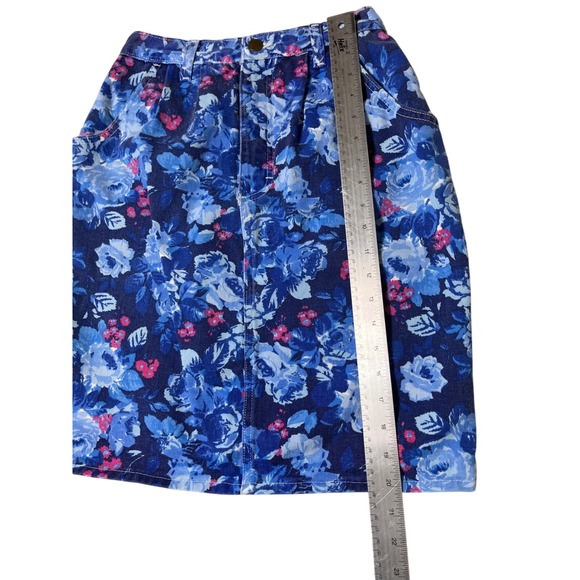 Vintage 90s Blue Floral Denim High Waist Button Front Mini Skirt Size 6 - Picture 5 of 9